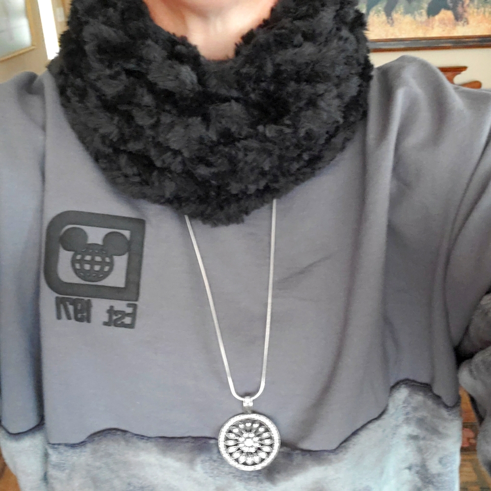 Handmade SOFTEST Faux Fur arm knit scarf!! - Picture 1 of 10